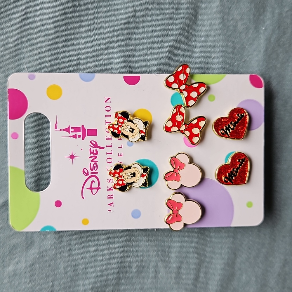 DISNEY MINNIE EARRINGS
